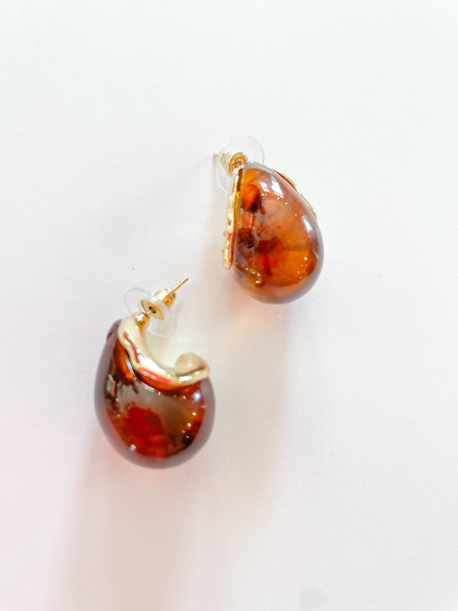 Gold statement studs with amber resin