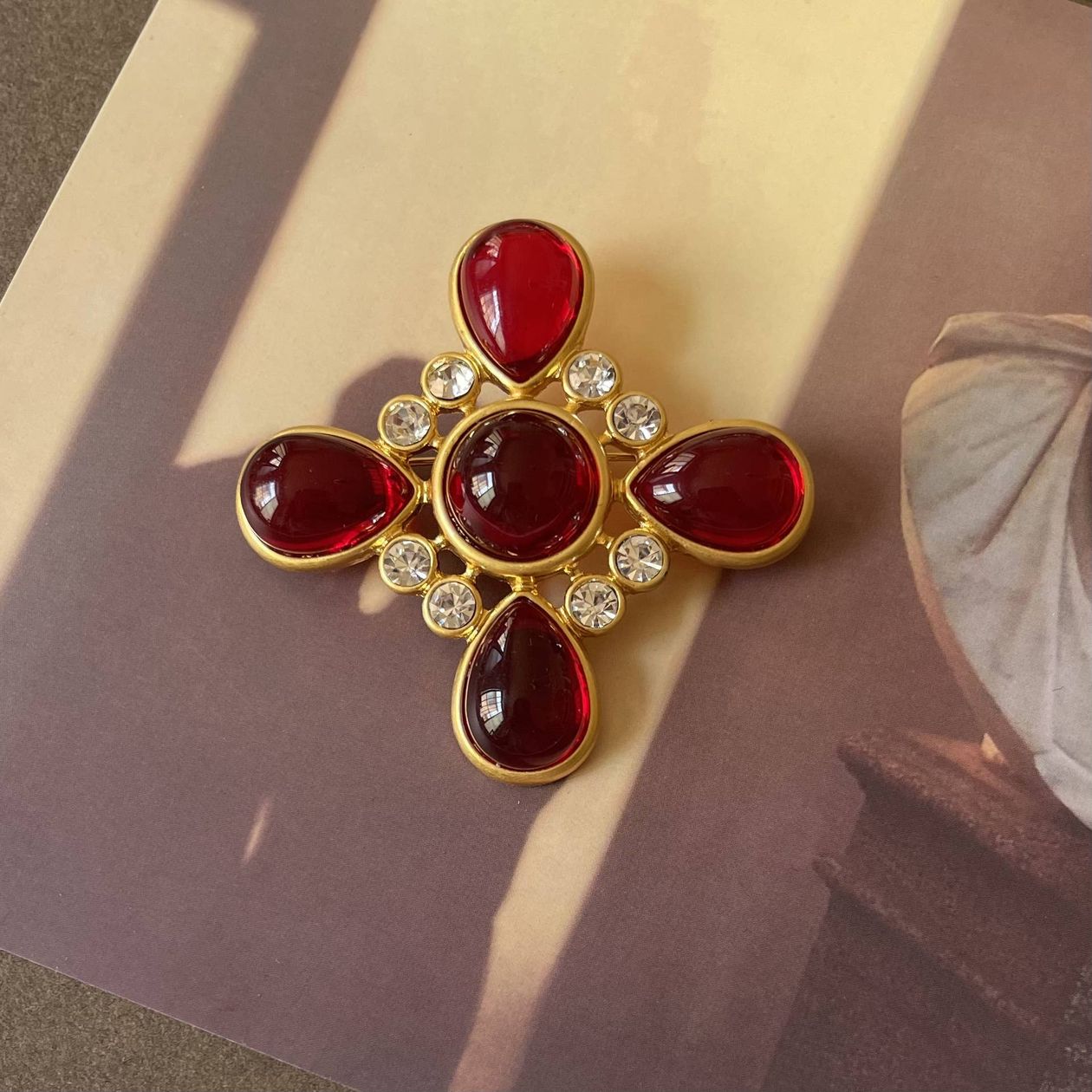 Baroque Rhinestone Brooch - Swoon Boutique New Orleans