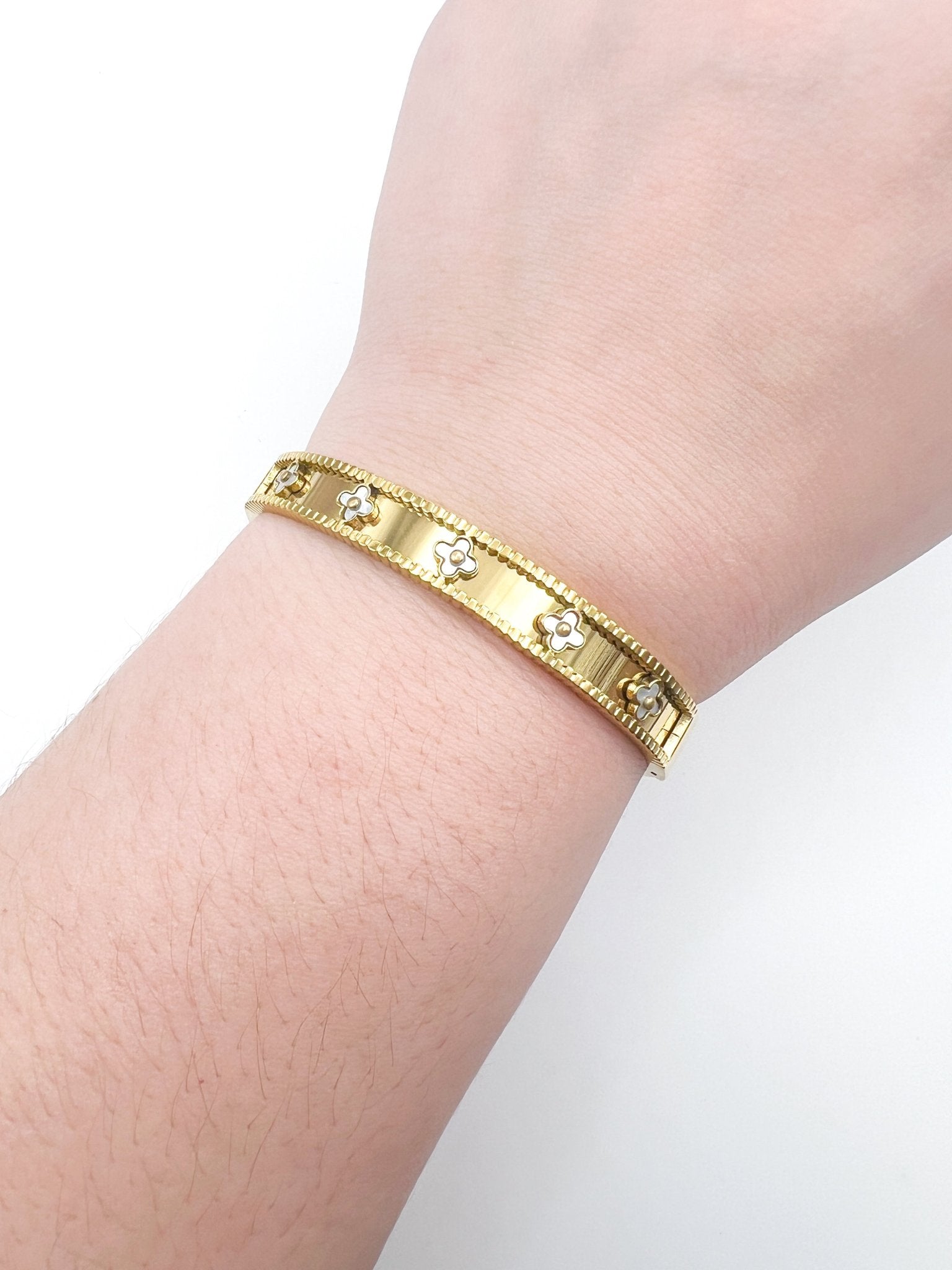 Clover Cuff Bangle - Swoon Boutique New Orleans