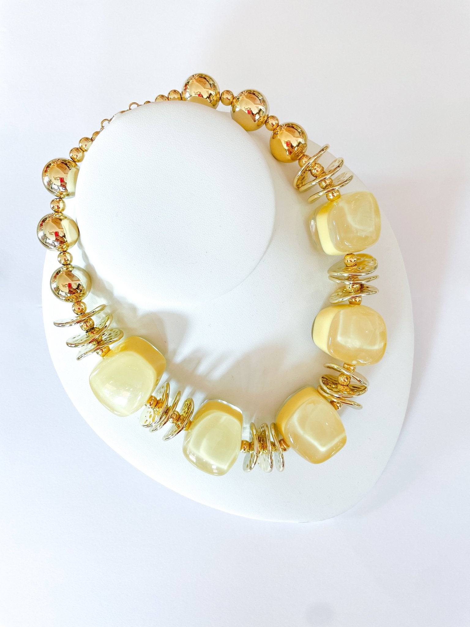 Radiant Loop Cream Necklace - Swoon Boutique New Orleans
