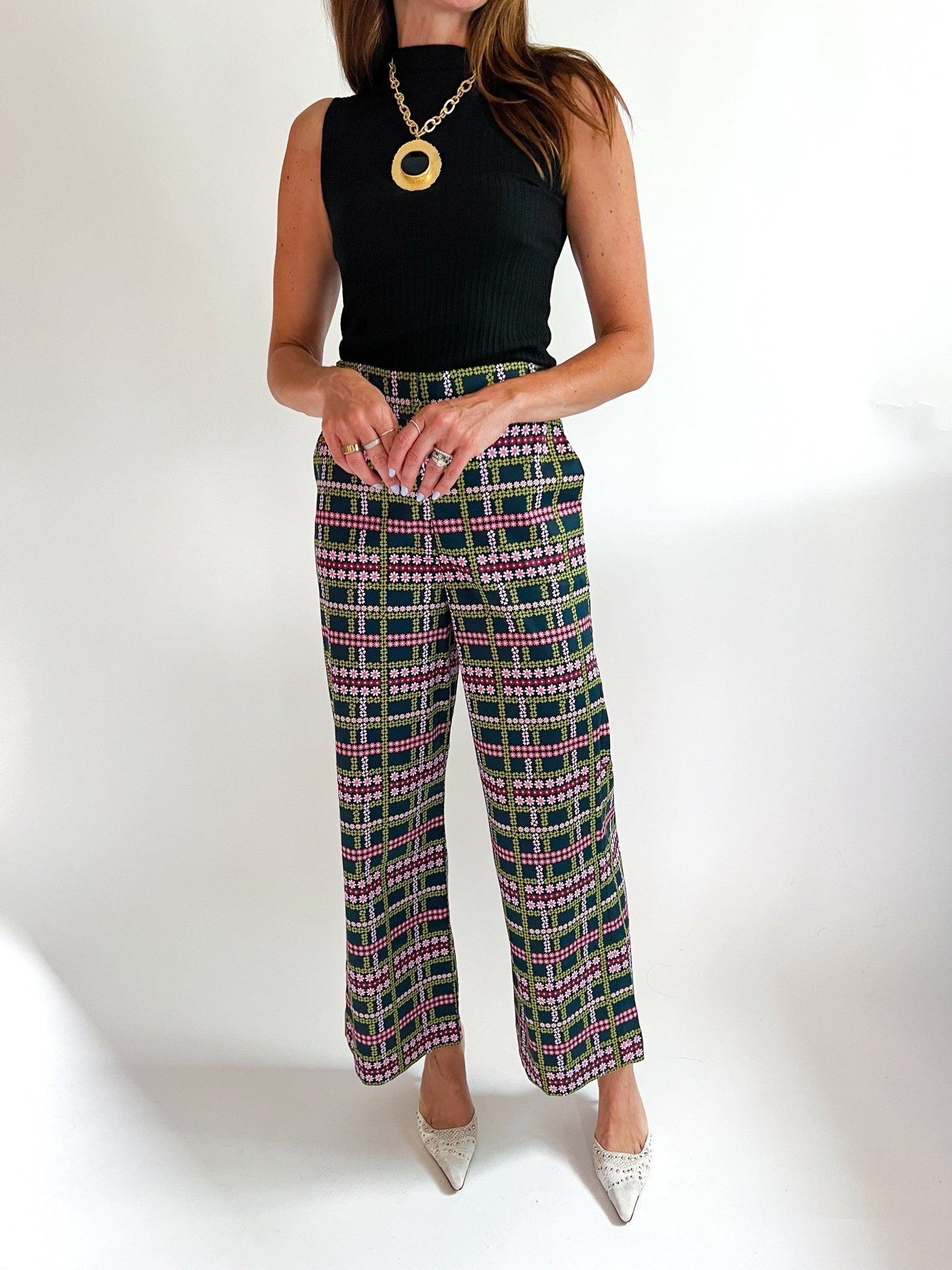 Sleeveless Turtleneck Knit Top - Swoon Boutique New Orleans