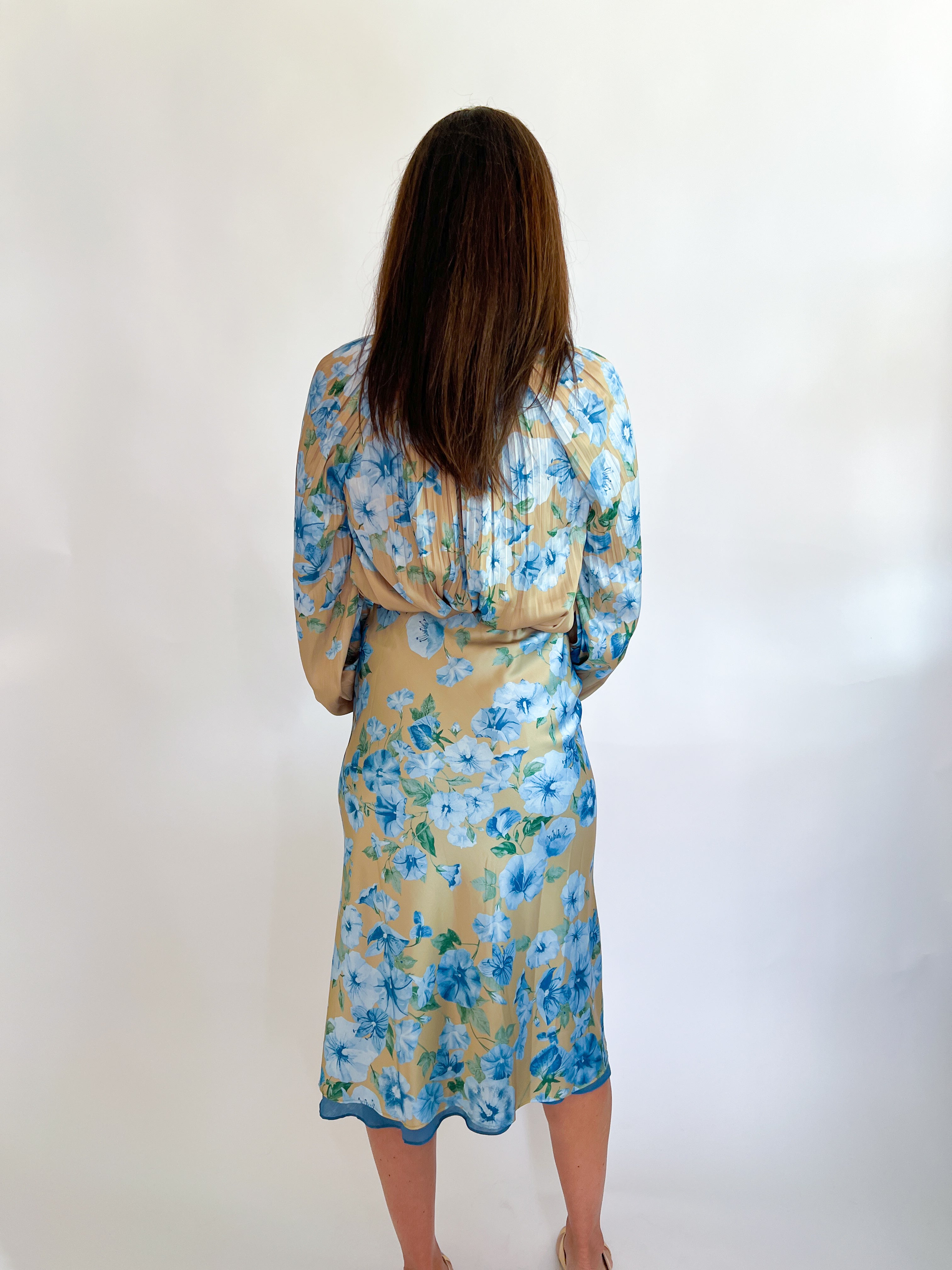 NEW CLASSIC SHOP × SWOON\" SHIRTS - L Tops – Swoon Boutique Lafayette