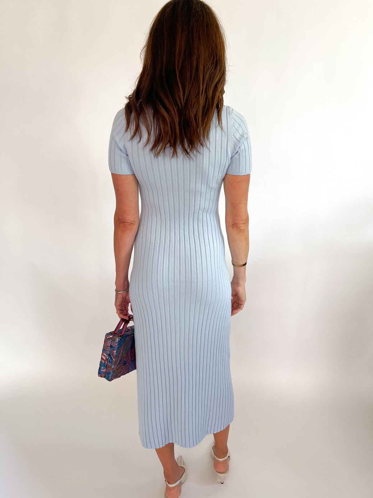 rib knit short sleeve dress URBAN RIB KNIT SHORT SLEEVE MIDI DRESS