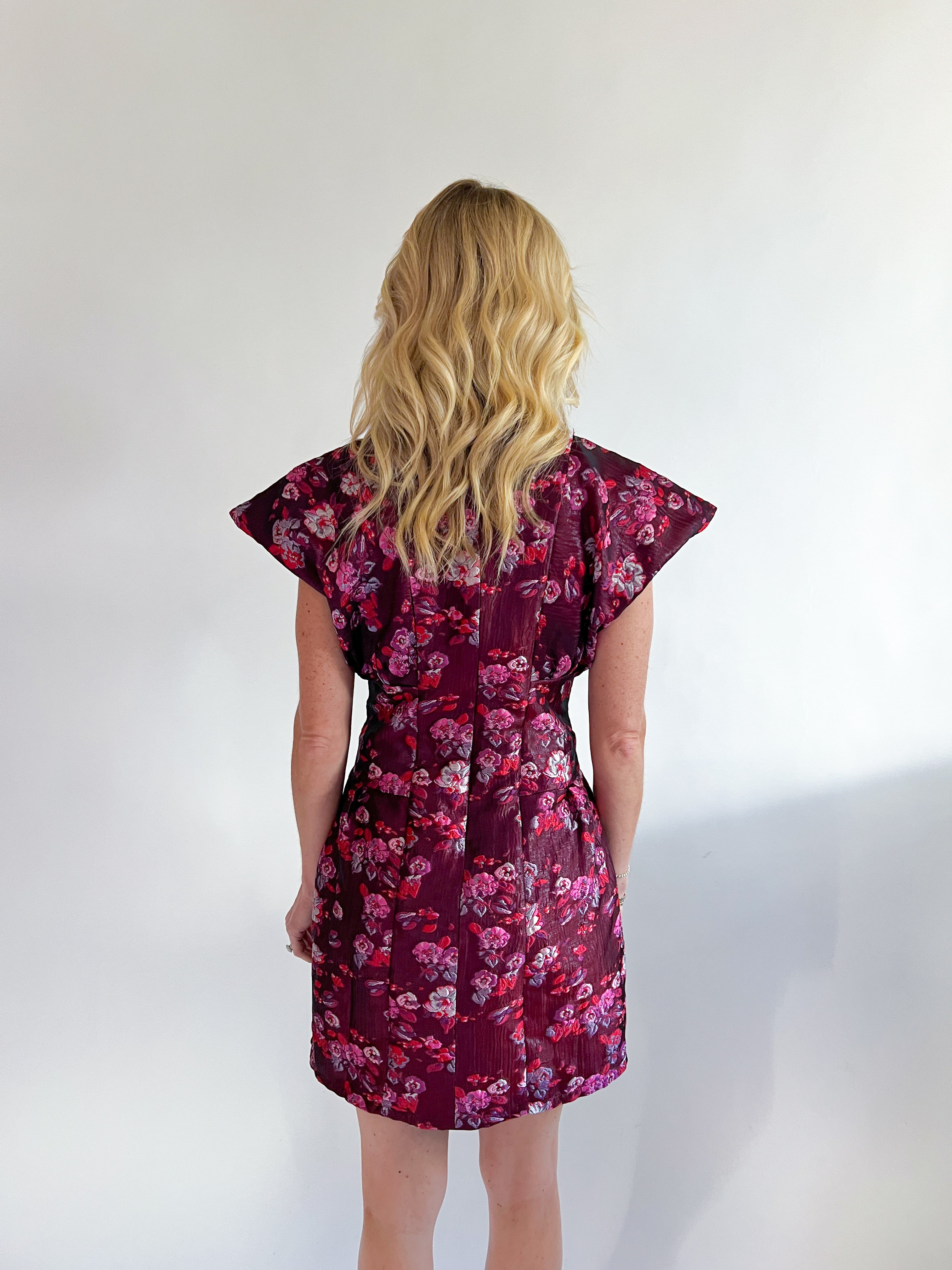 Trois Logo Knit Mini Dress ハンガー付 Trois Logo Knit Mini Dress