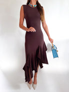 Brown sleeveless midi dress with pleated hem
