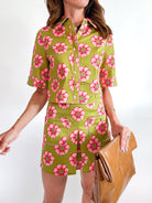 Floral short sleeve top with contrast piping