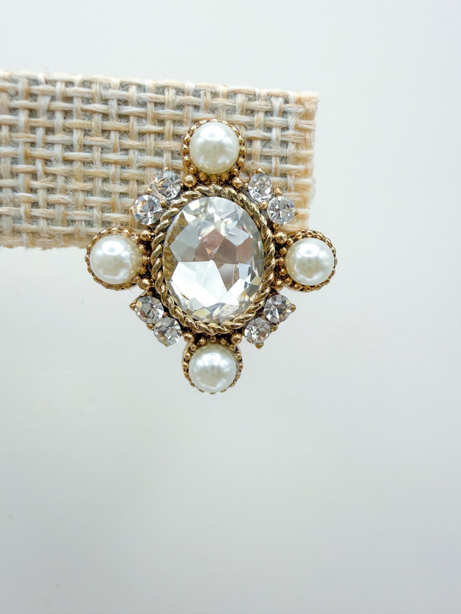Classic French Inspired Stud Earring - Swoon Boutique New Orleans