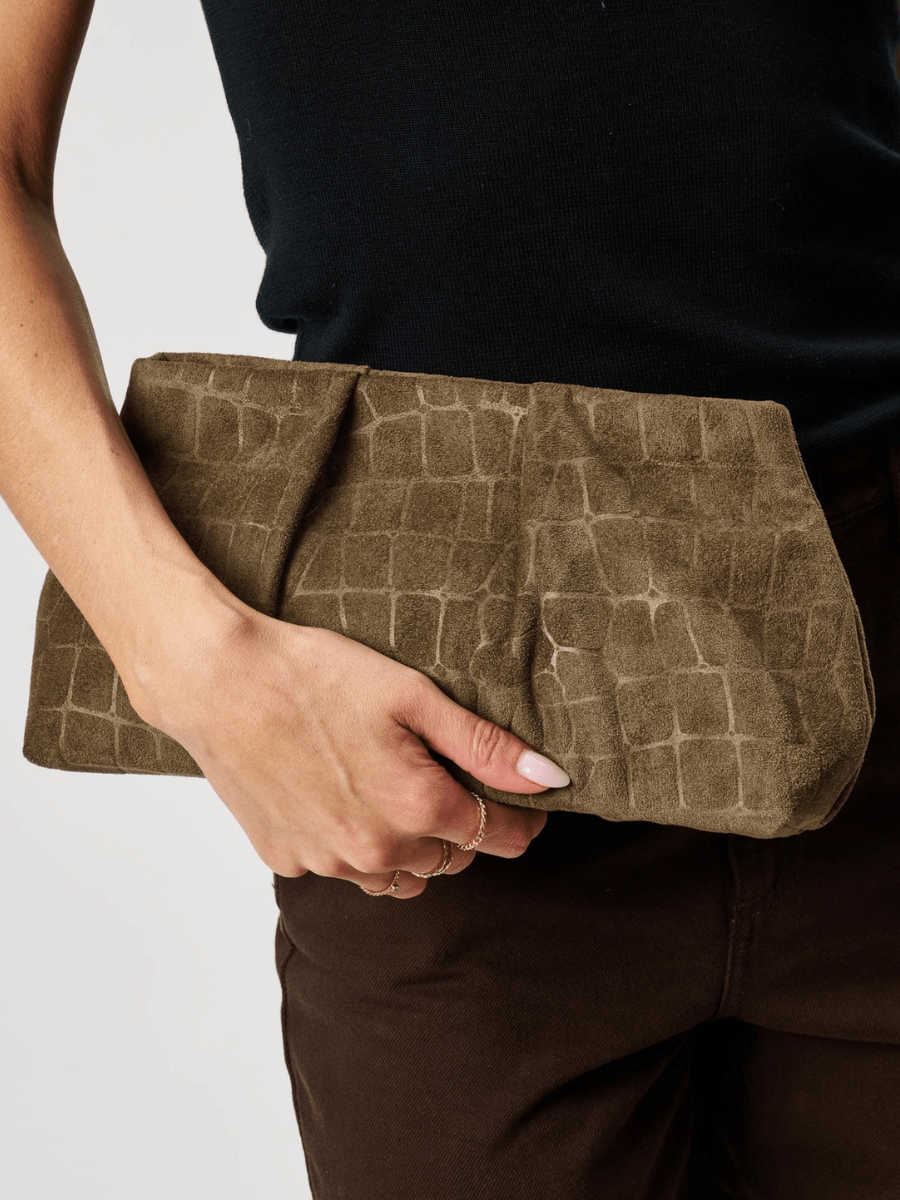 Elva Croco Clutch - Swoon Boutique New Orleans
