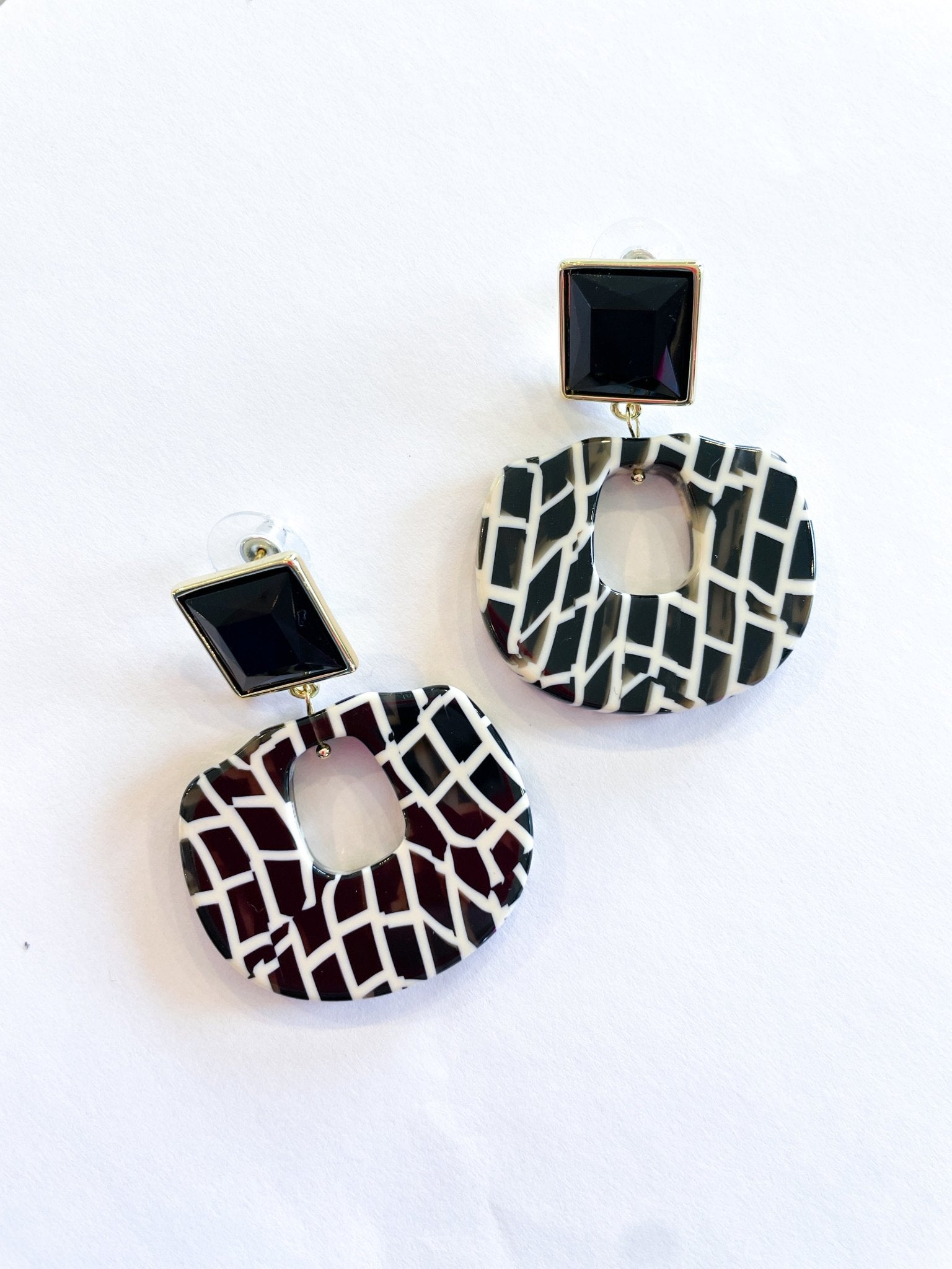 Black geometric drop earrings