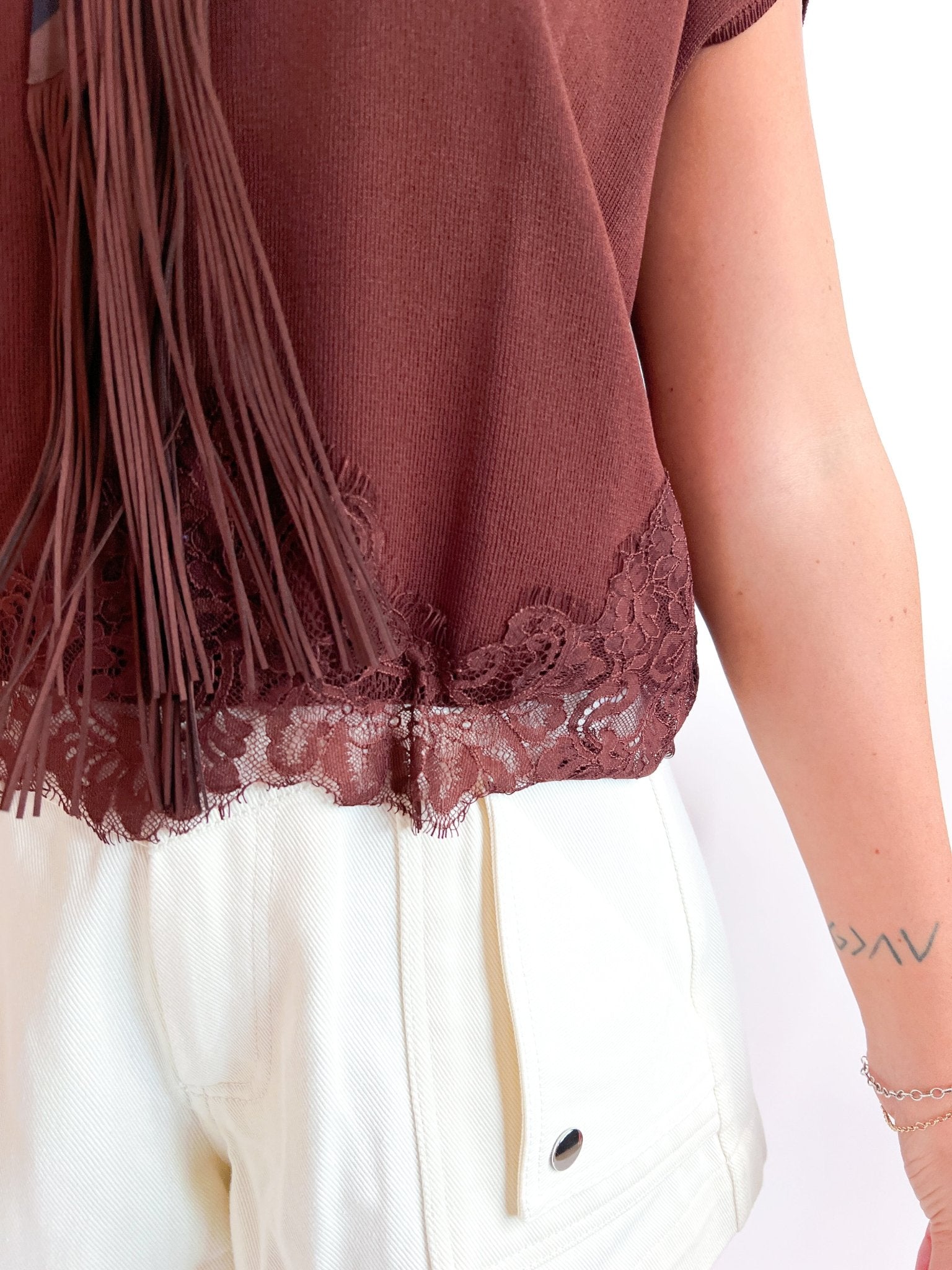 Lace Trim Hem Knit Top - Swoon Boutique New Orleans