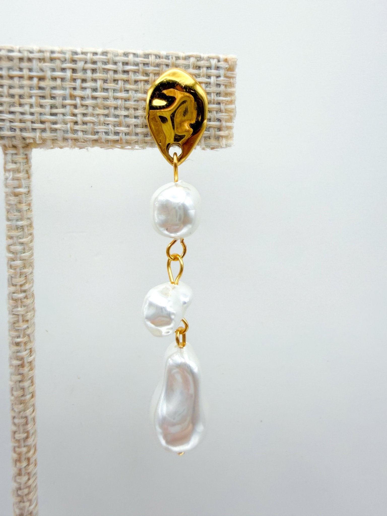 Lune Baroque Pearl Drop Earrings - Swoon Boutique New Orleans