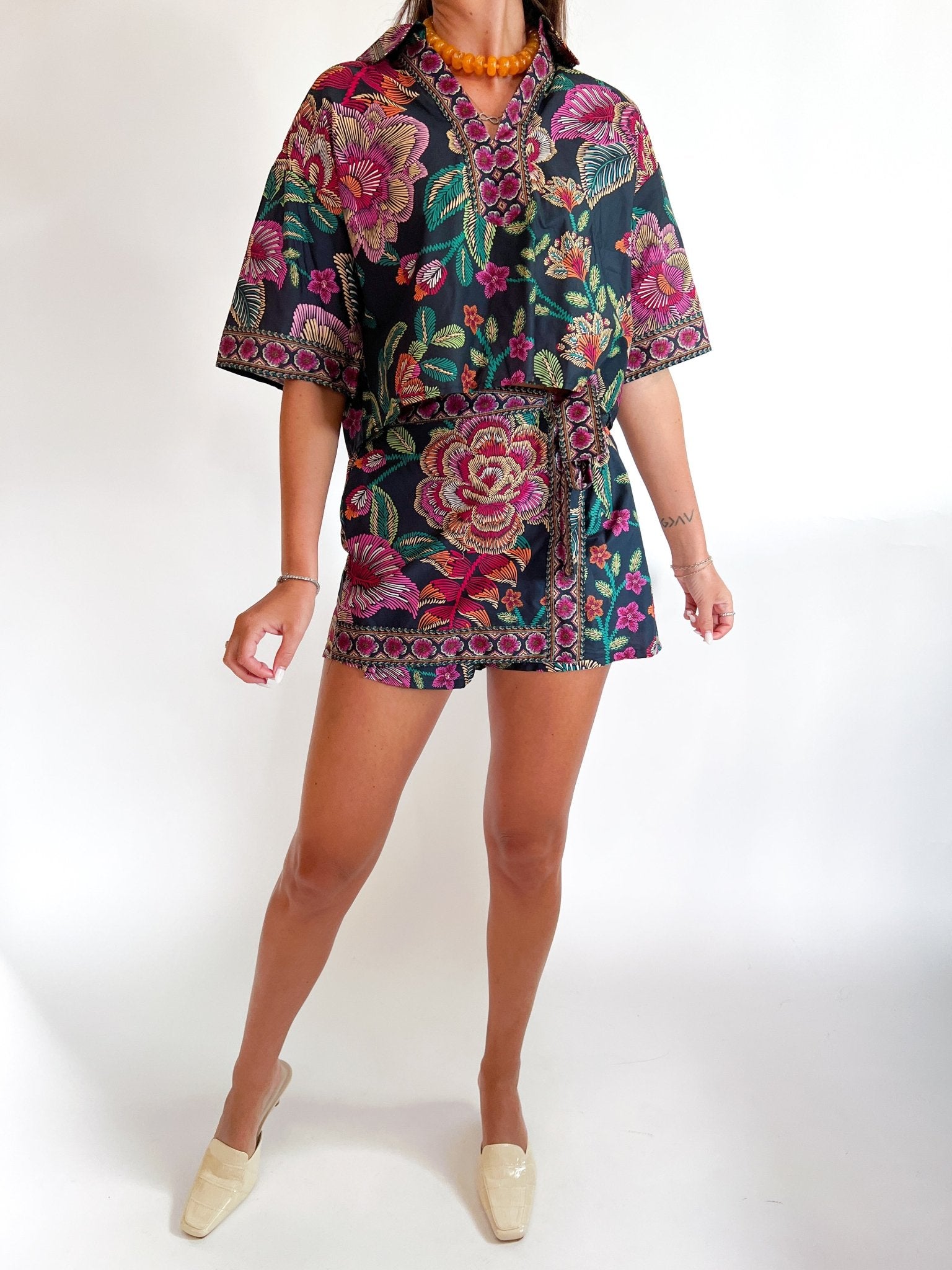 Midnight Bloom Collared Top - Swoon Boutique New Orleans