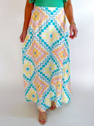 Multicolor geometric print midi skirt with high-waisted fit