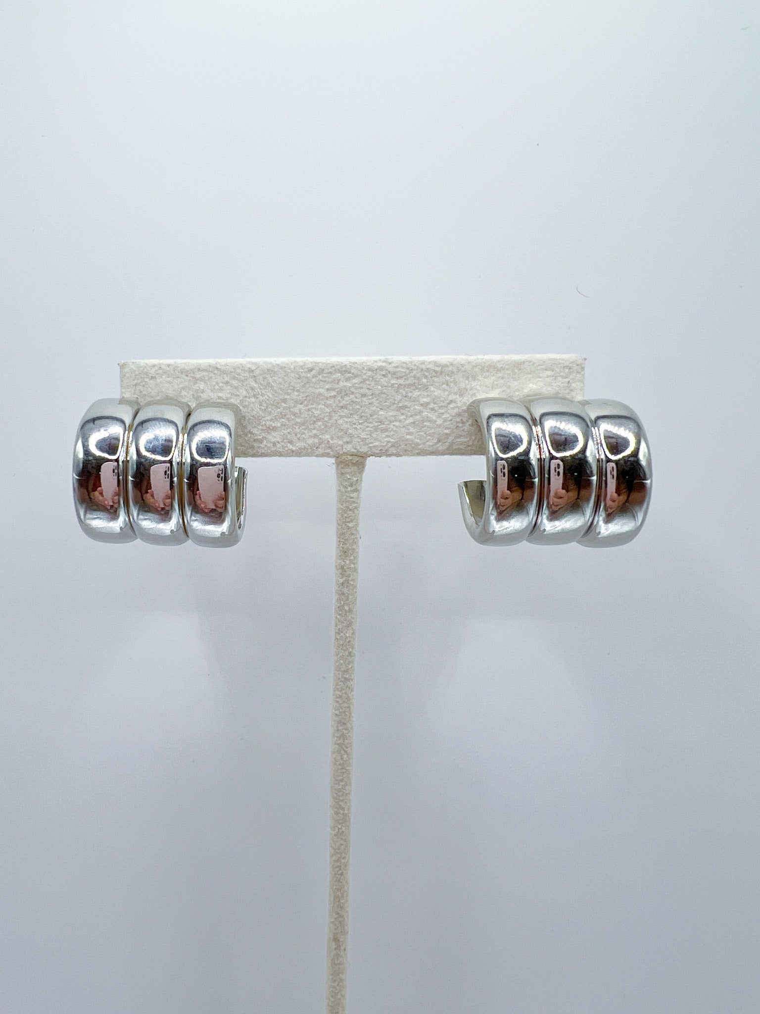 Nicole Hoop Earring - Swoon Boutique New Orleans