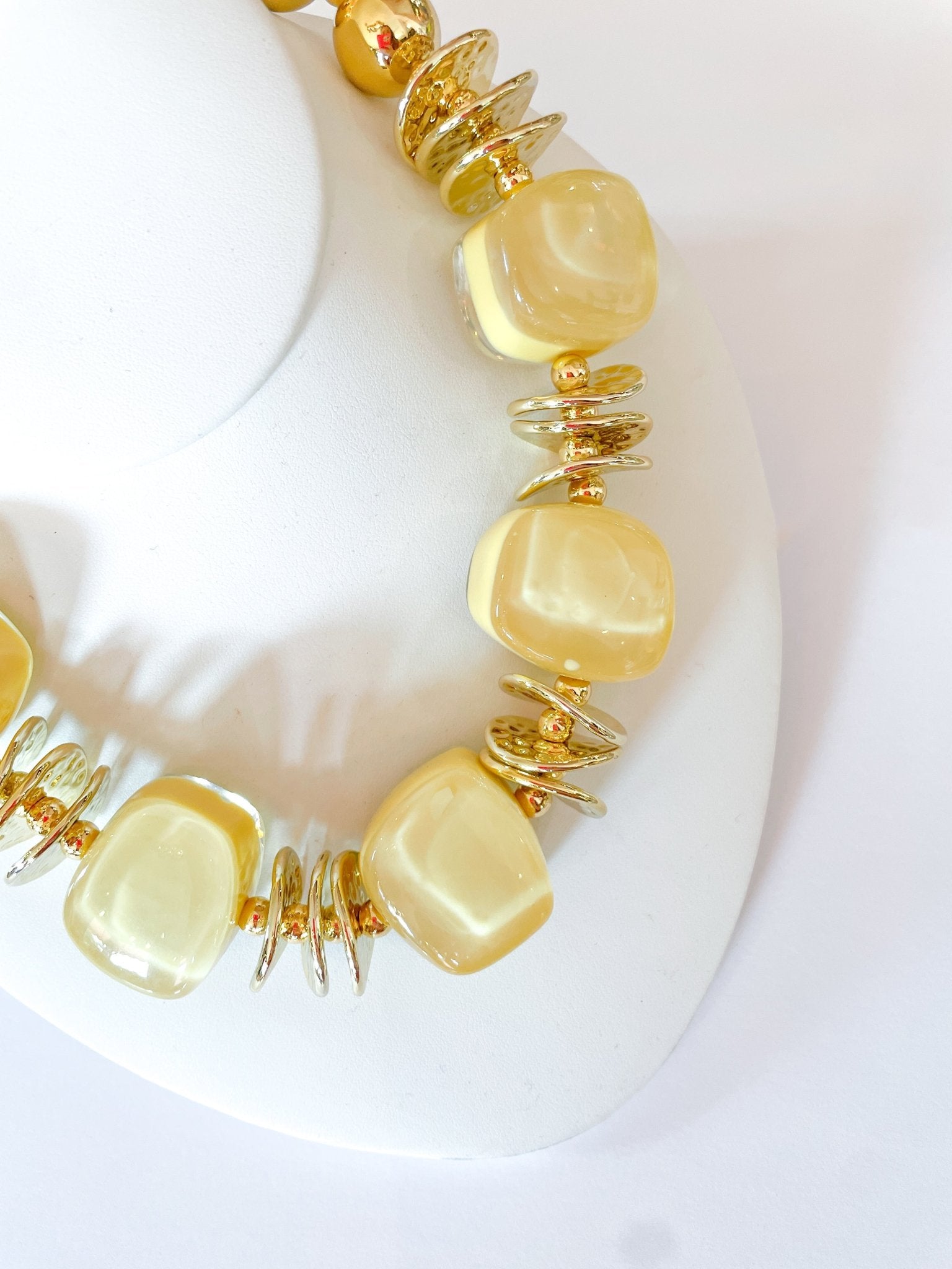 Radiant Loop Cream Necklace - Swoon Boutique New Orleans