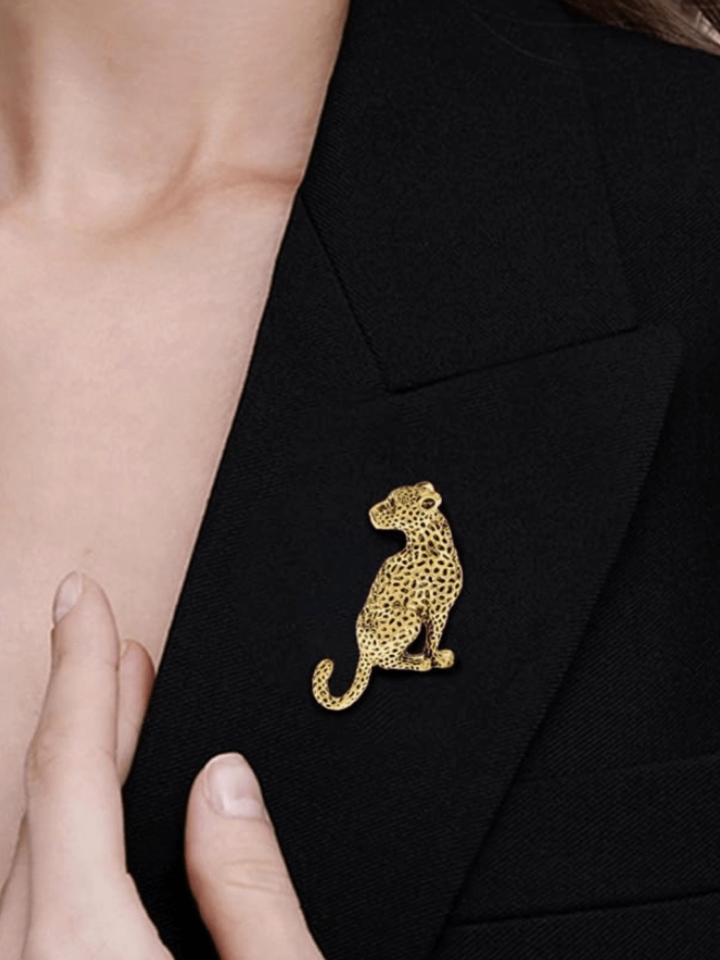 Cheetah-print statement brooch pin